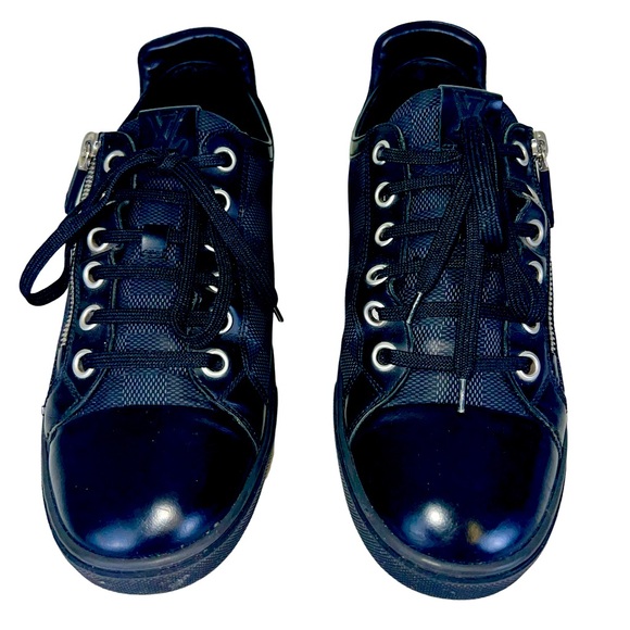 LOUIS VUITTON DAMIER SNEAKERS IN BLACK - Picture 3 of 9